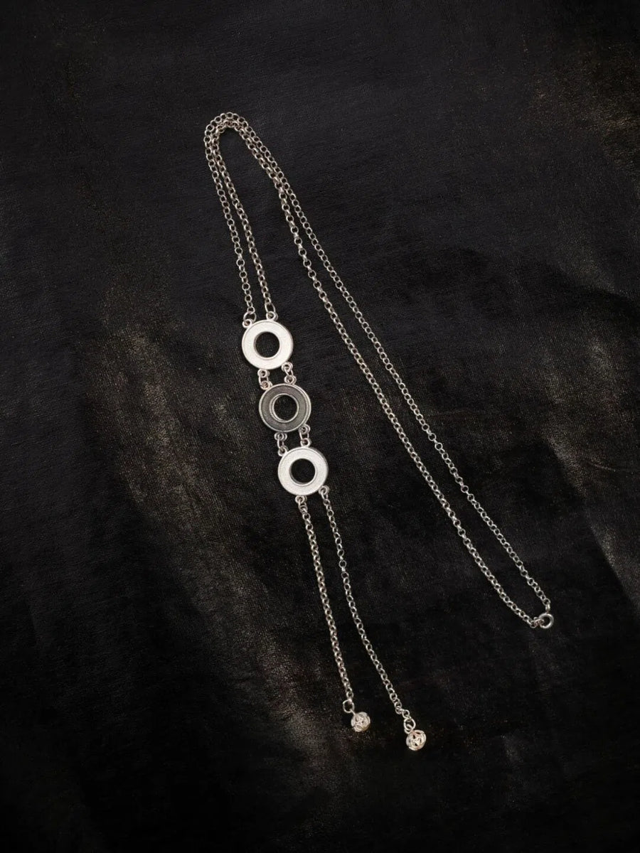 Black-and-White Grid Long Necklace
