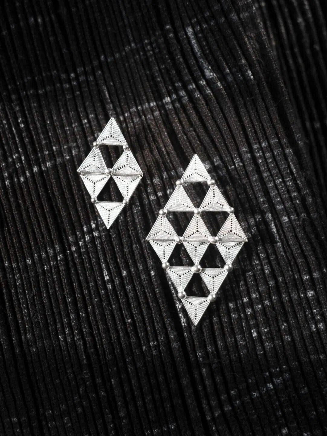 Handcrafted Miao Filigree Silver Earrings – “Rhombus”