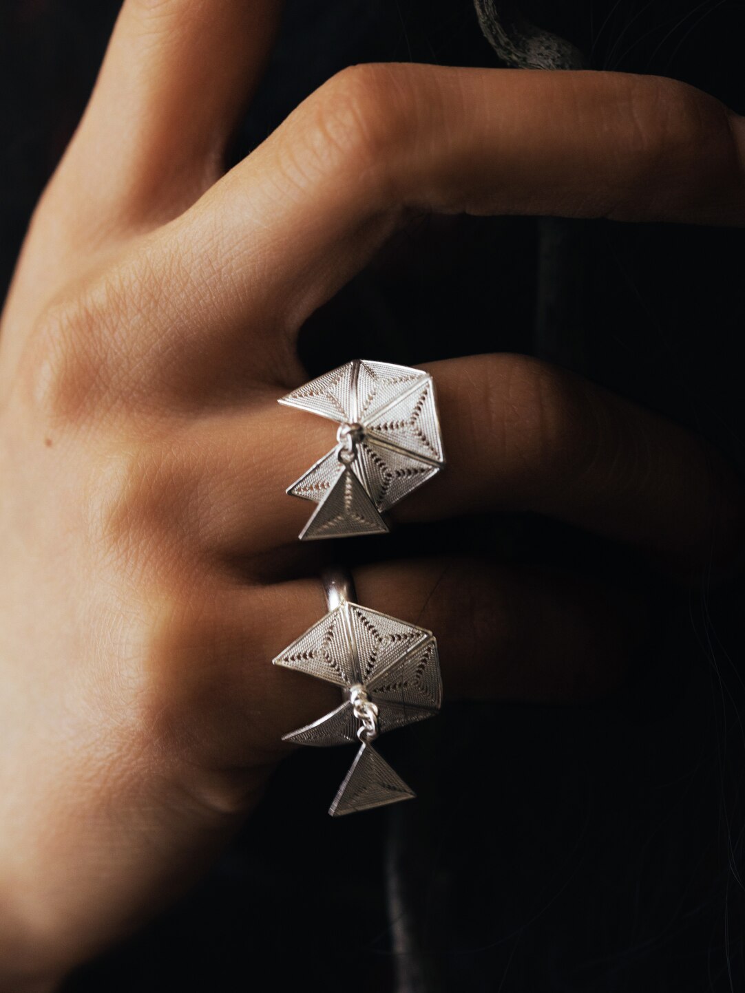 Handcrafted Miao Filigree Silver Ring – “Fractured Snow”